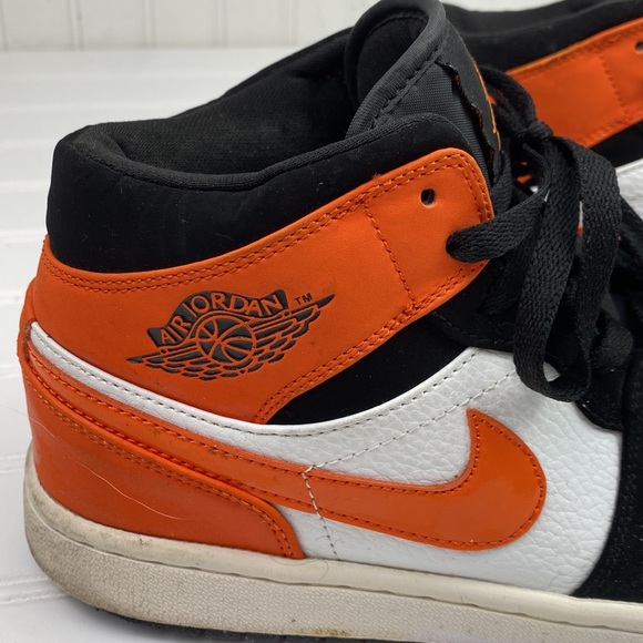 - Jordan 1 Mid Shattered Backboard Size 8 - Picture 2 of 12